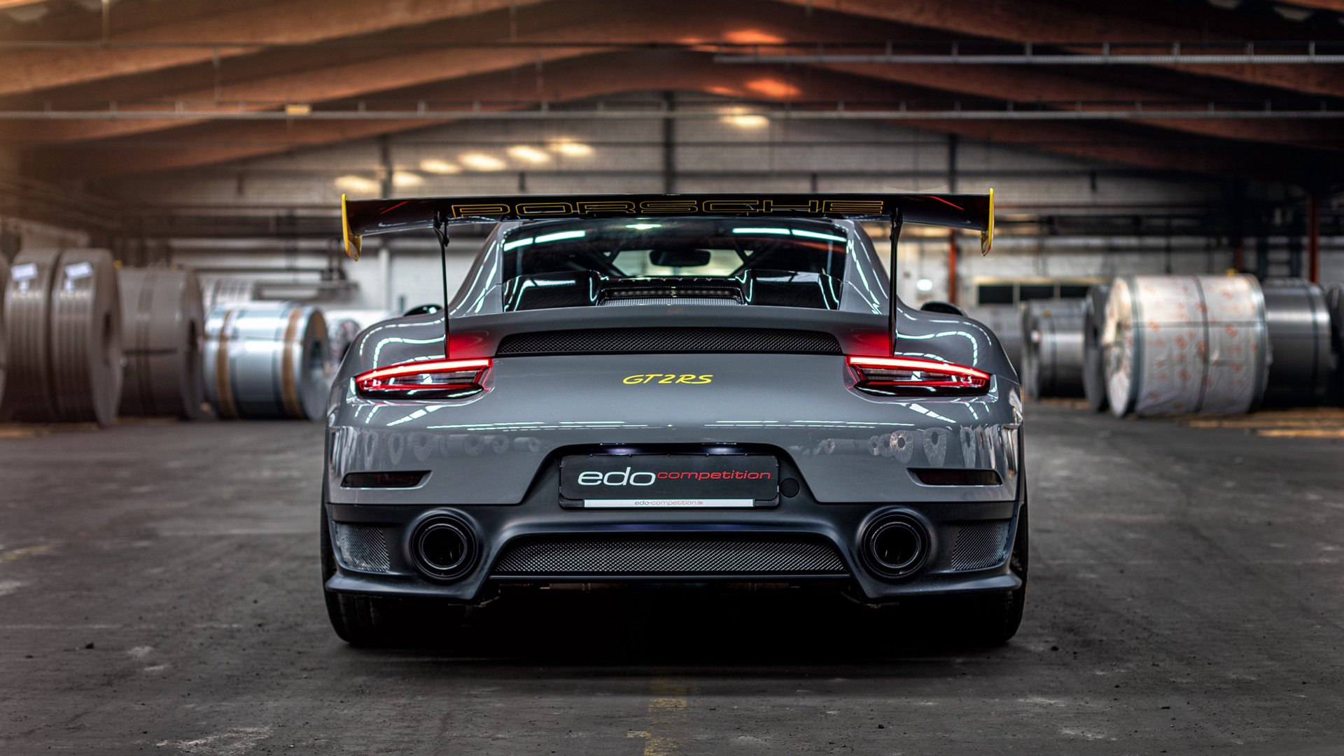 史诗交错,布克52分射日,辽宁队力克魔术的跨时空一战