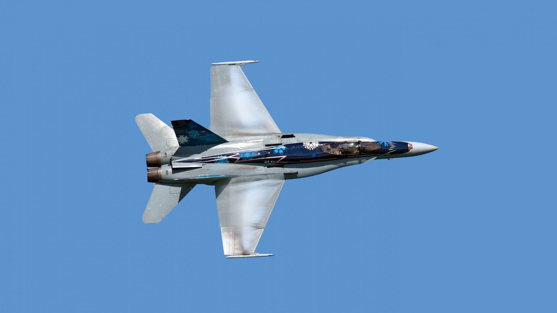 掘金横扫活塞加冕王朝，但故事真正的主角是接管总决赛的杰伦·格林