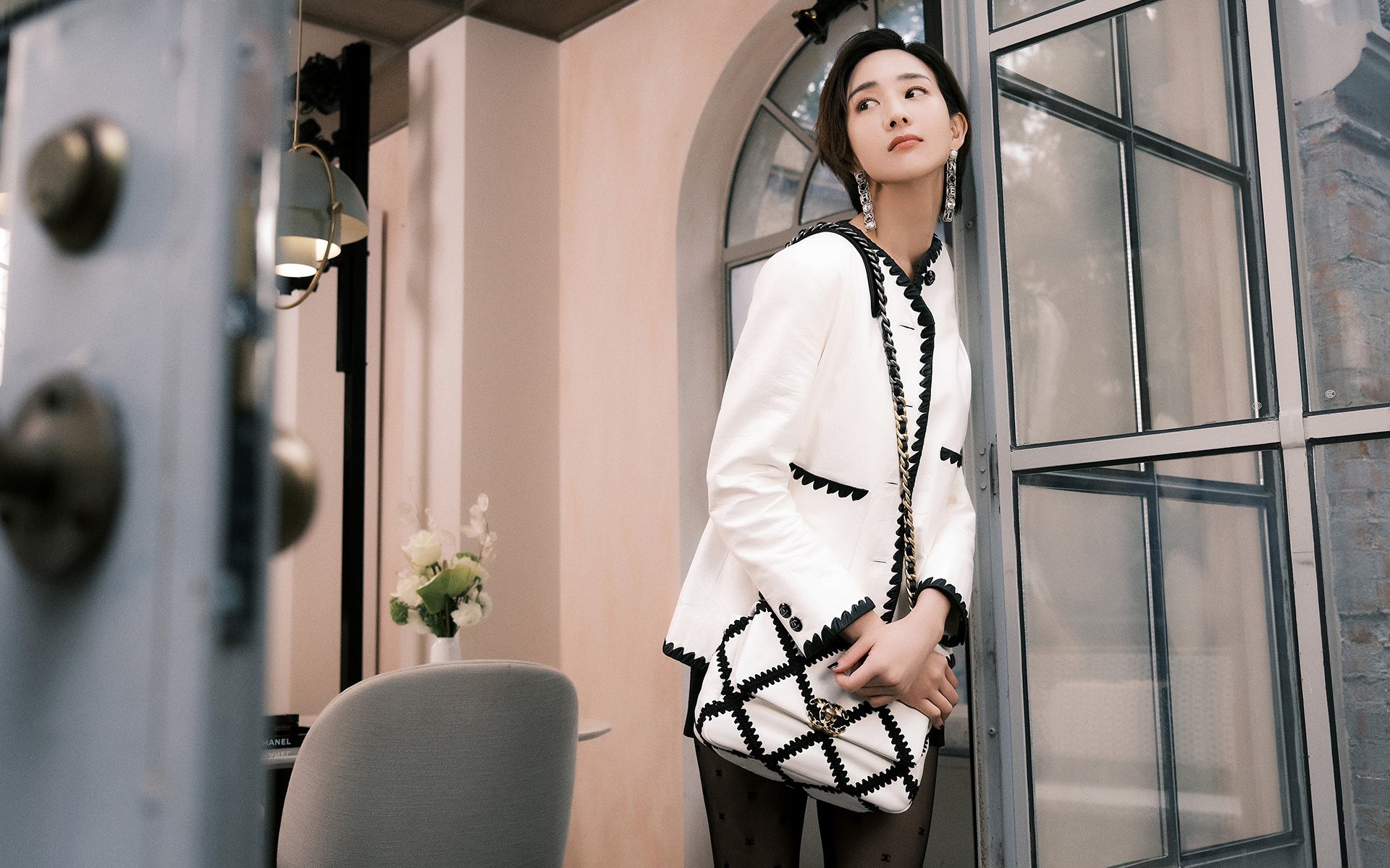 冰火对决，F1新赛季极速启航与突尼斯打穿乌克兰的足球震撼